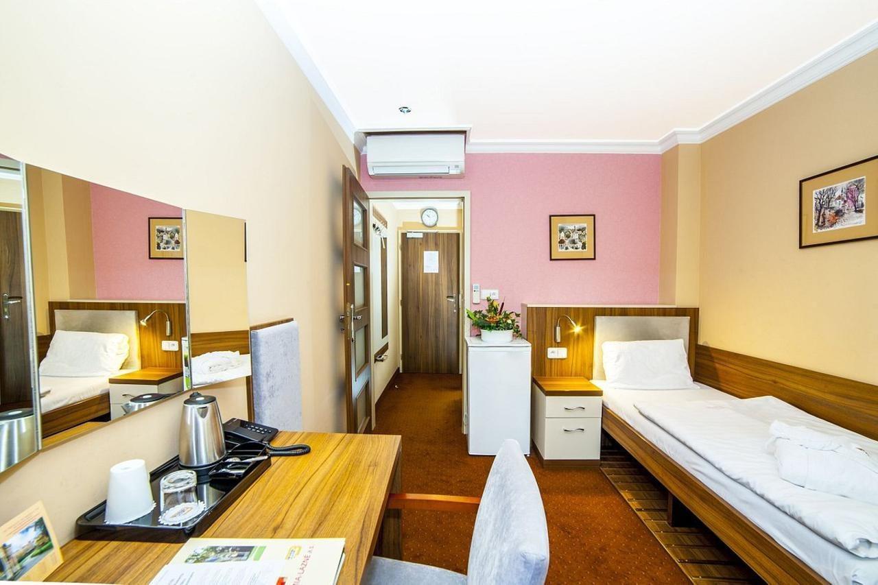 Krivan Hotel Karlovy Vary Eksteriør bilde
